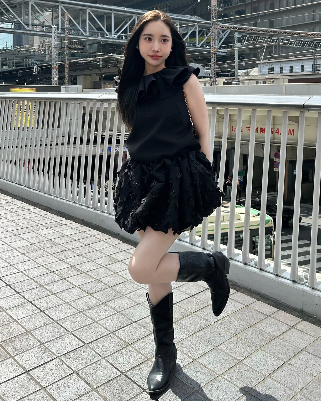 DOROTHY RIBBON TOP/157cm/착용 사이즈 F｜Bibiy