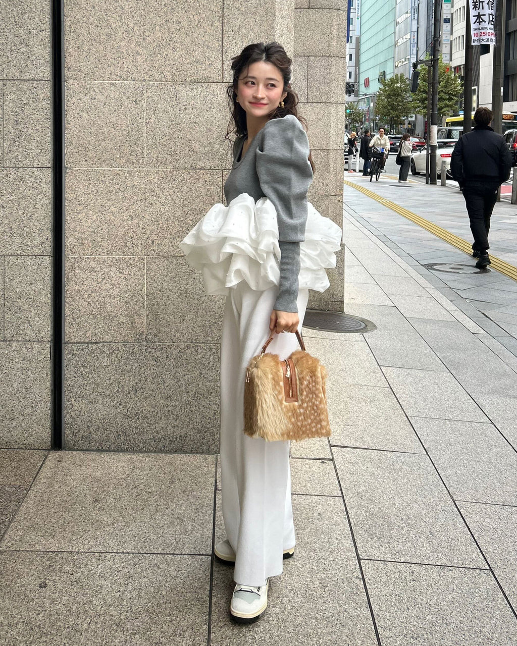 AMELIE PEPURAMU KNIT/158cm/着用サイズF｜Bibiy 