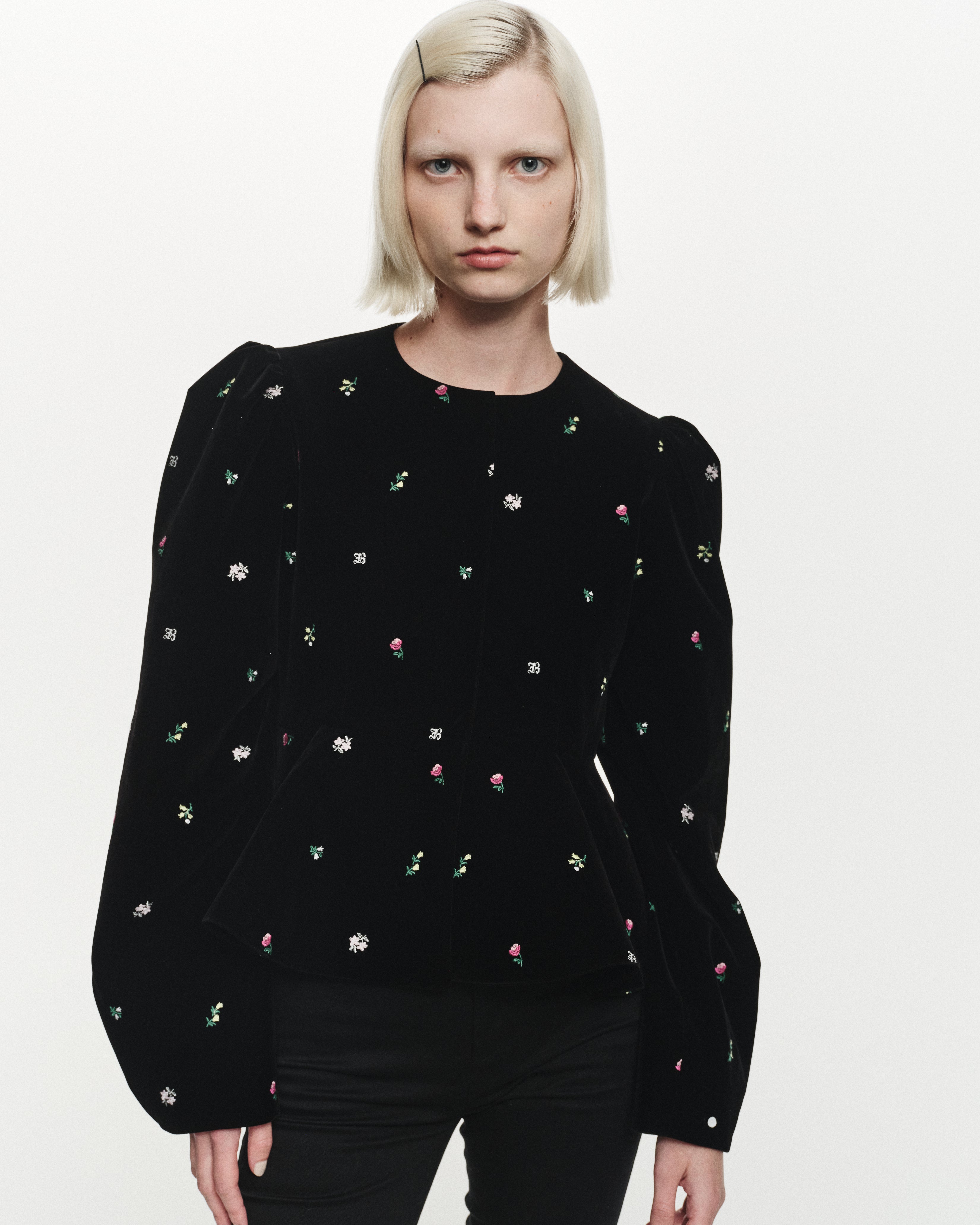 B. STARRY PEPURAMU CARDIGAN