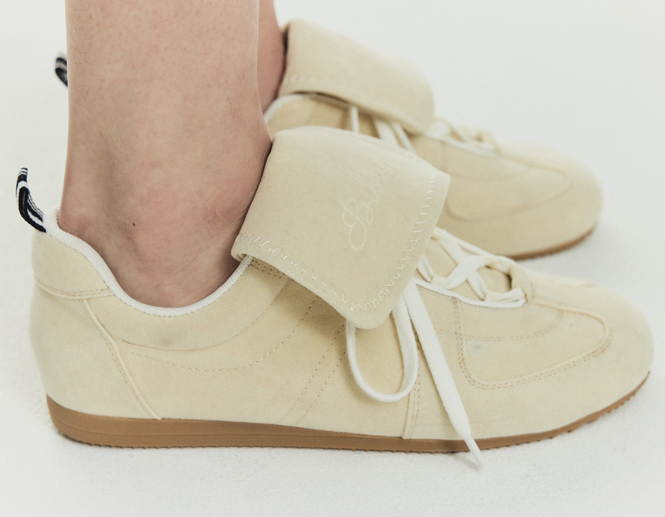 MEADOW SNEAKERS