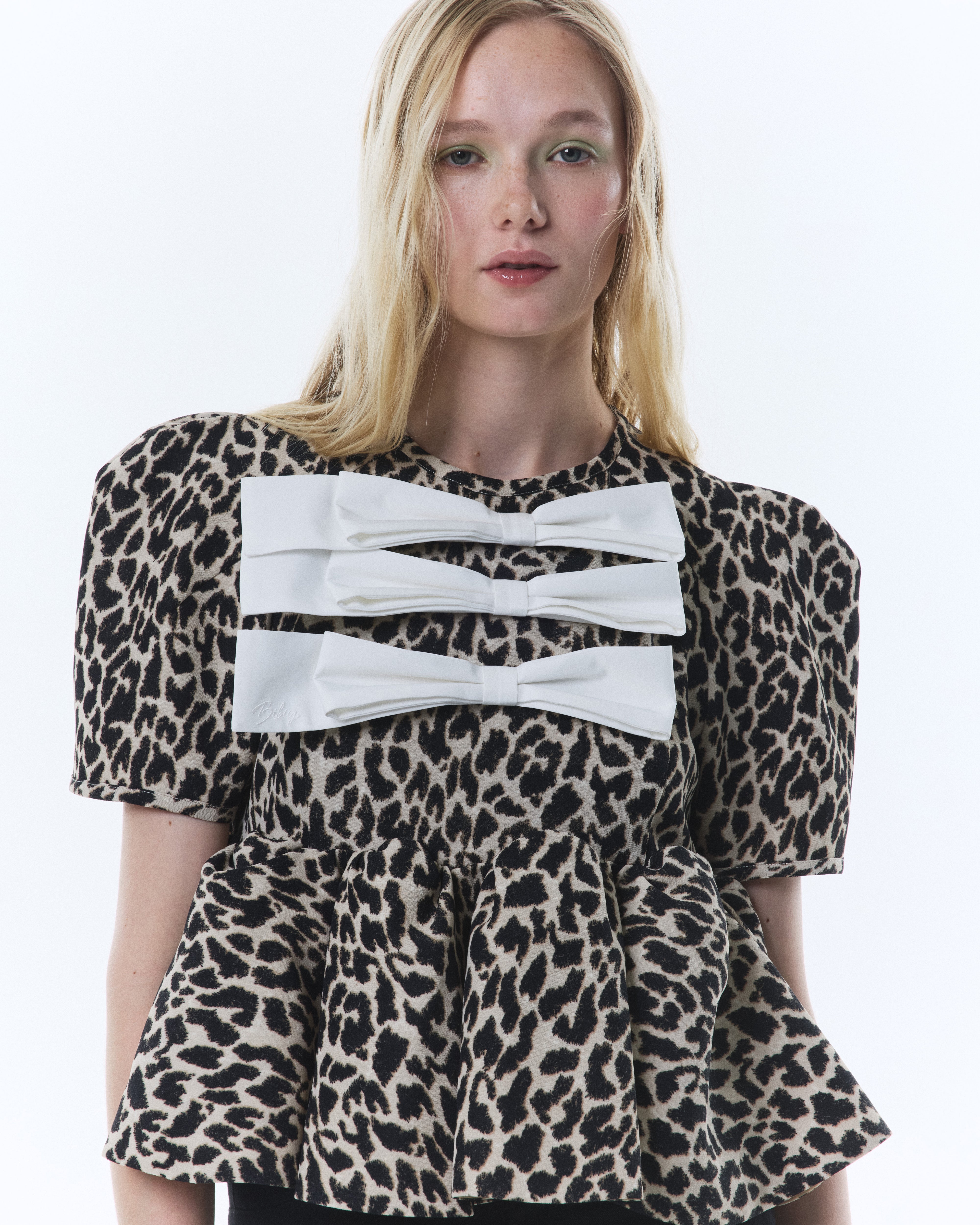 VERO PEPURAMU LEOPARD TOP