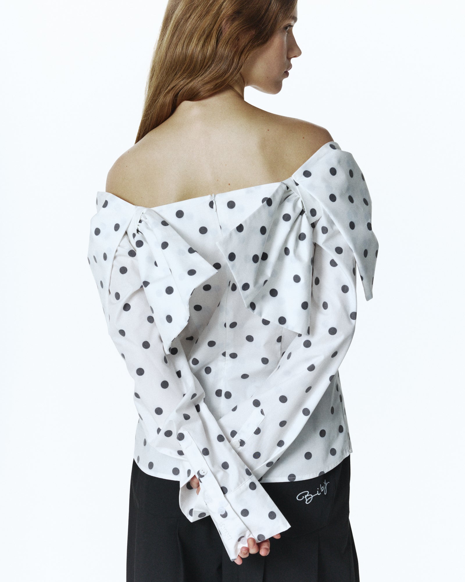 MARGARET TOP
