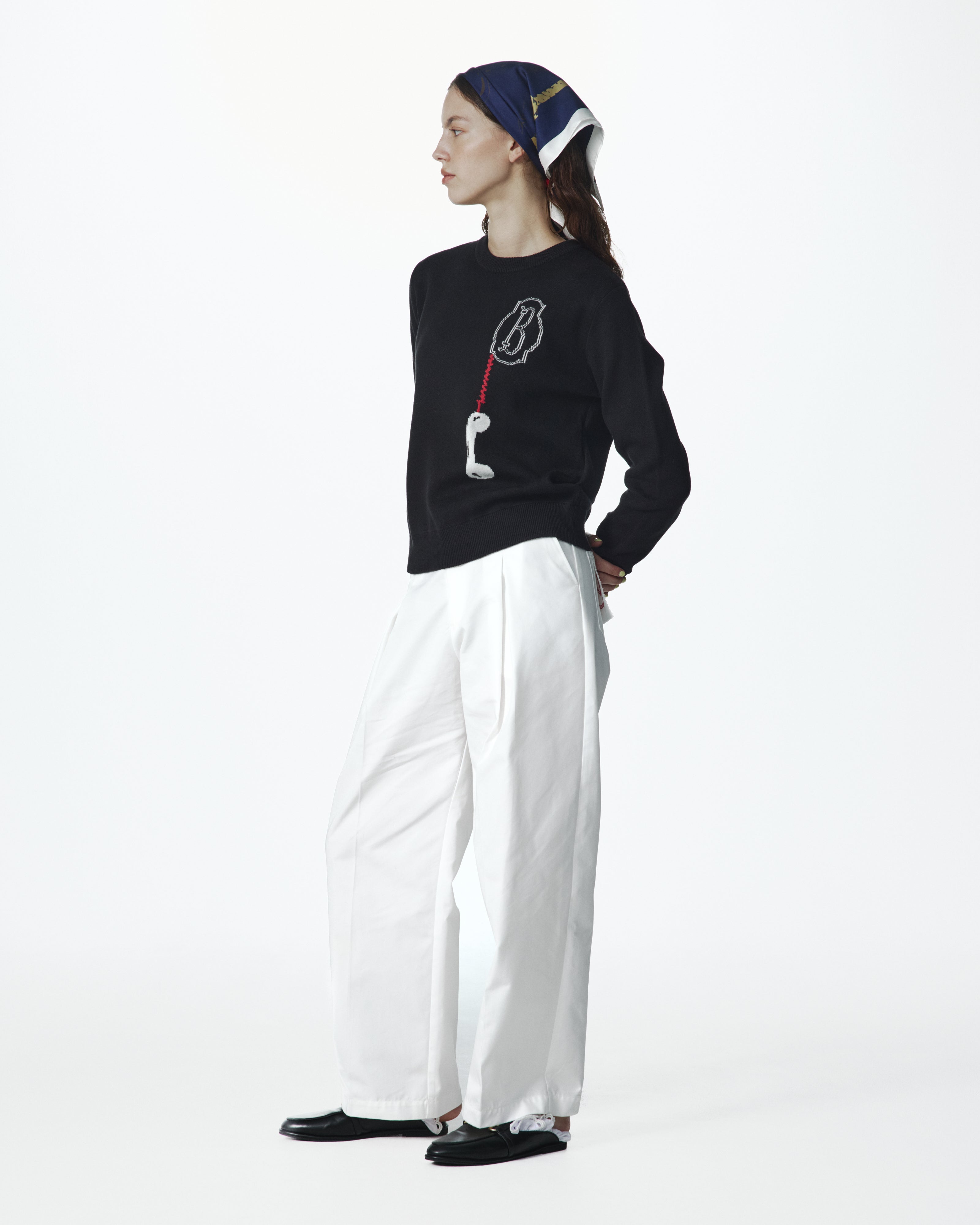 B. ROOM 076 KNIT