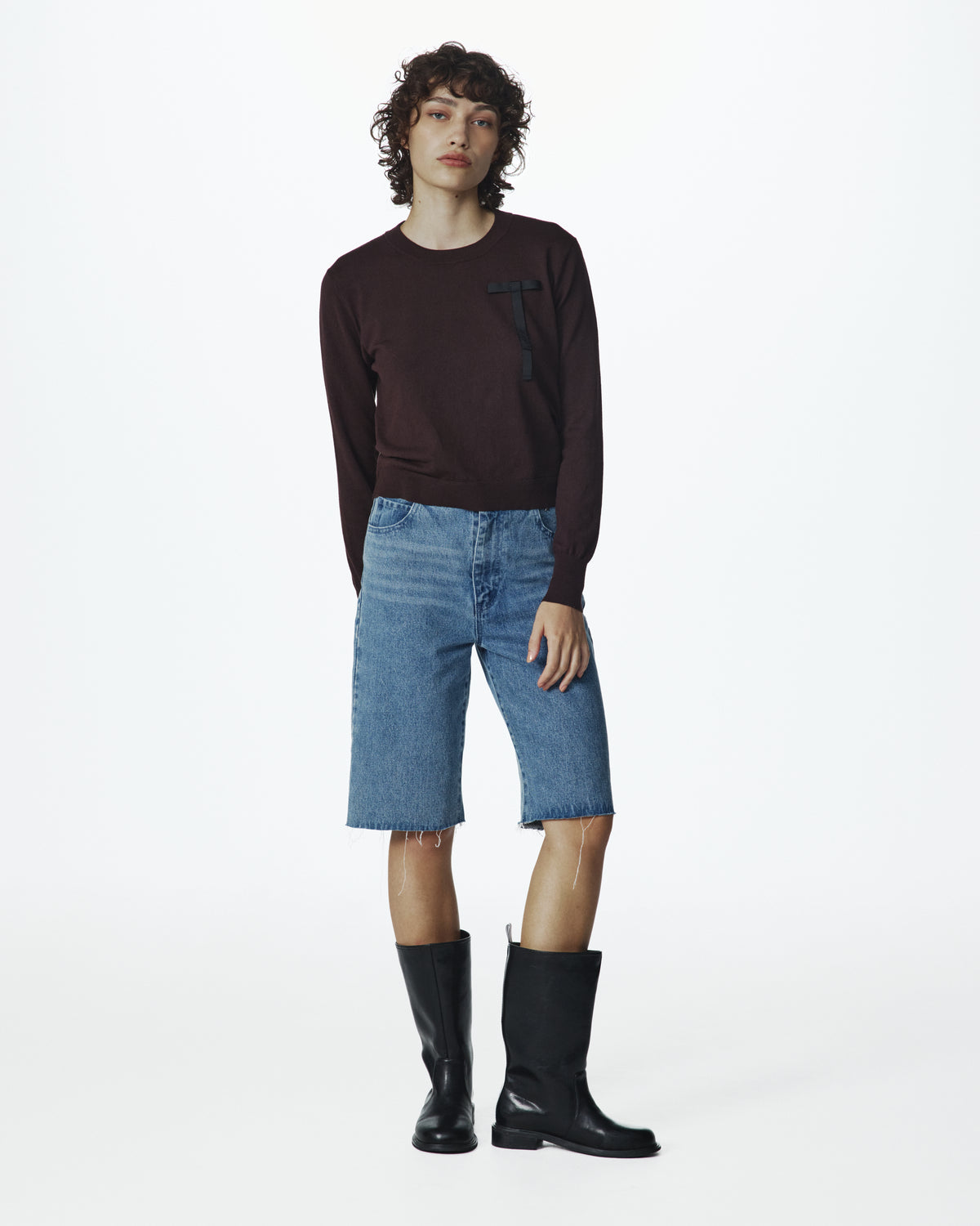 B. STAR DENIM SHORTS
