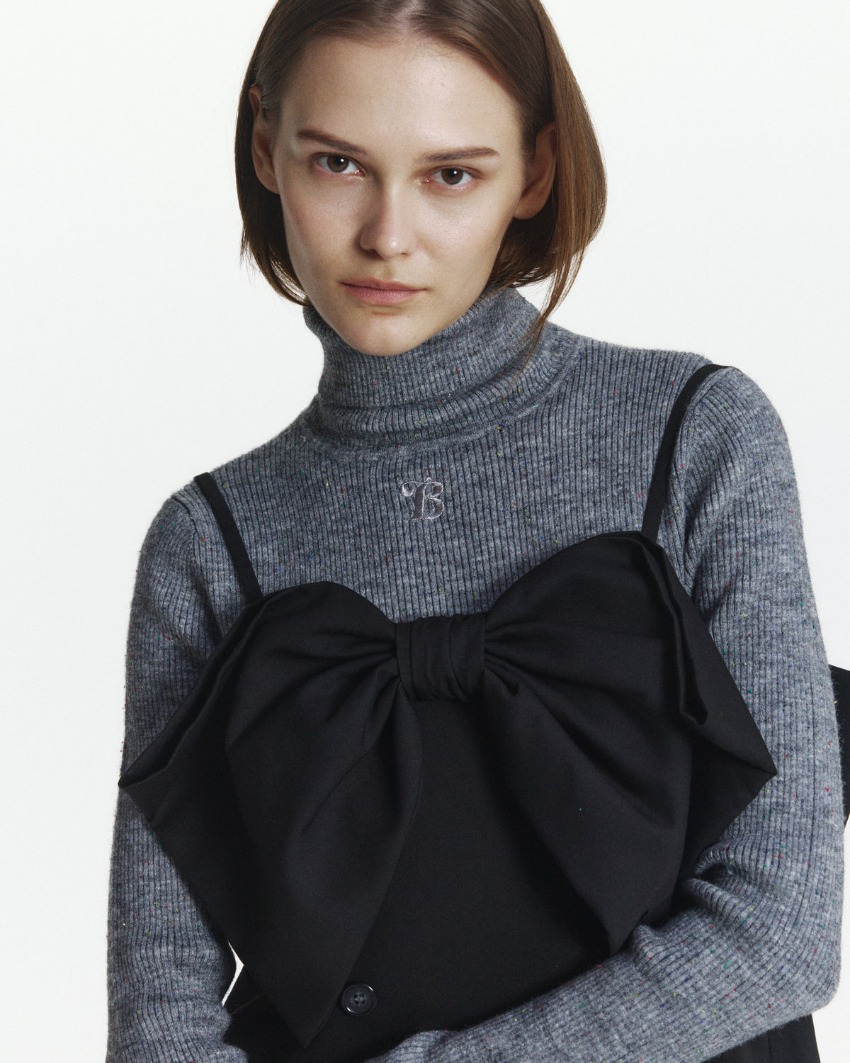 B. PIXEL TURTLE KNIT