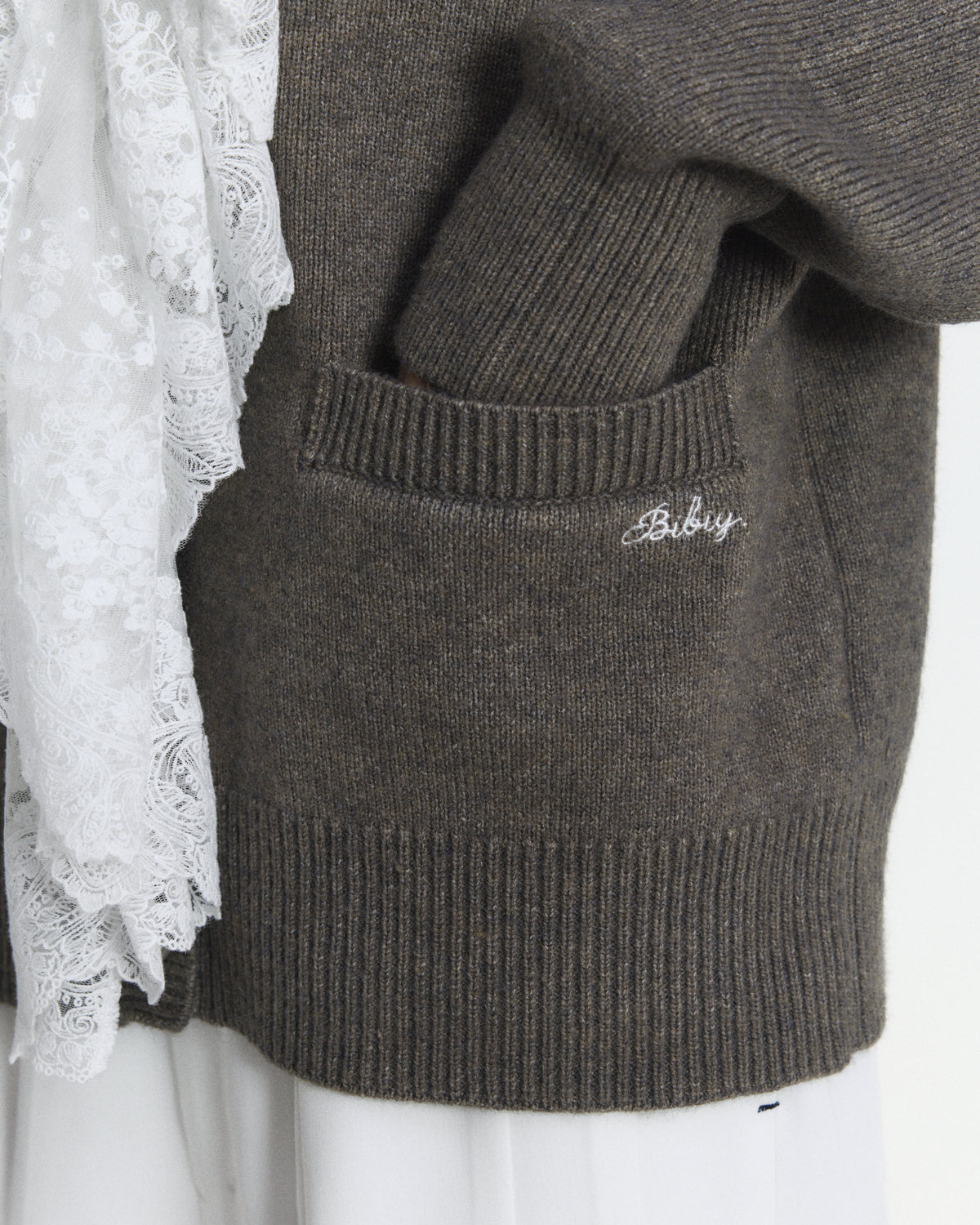 CHANTILLY LACE KNIT CARDIGAN
