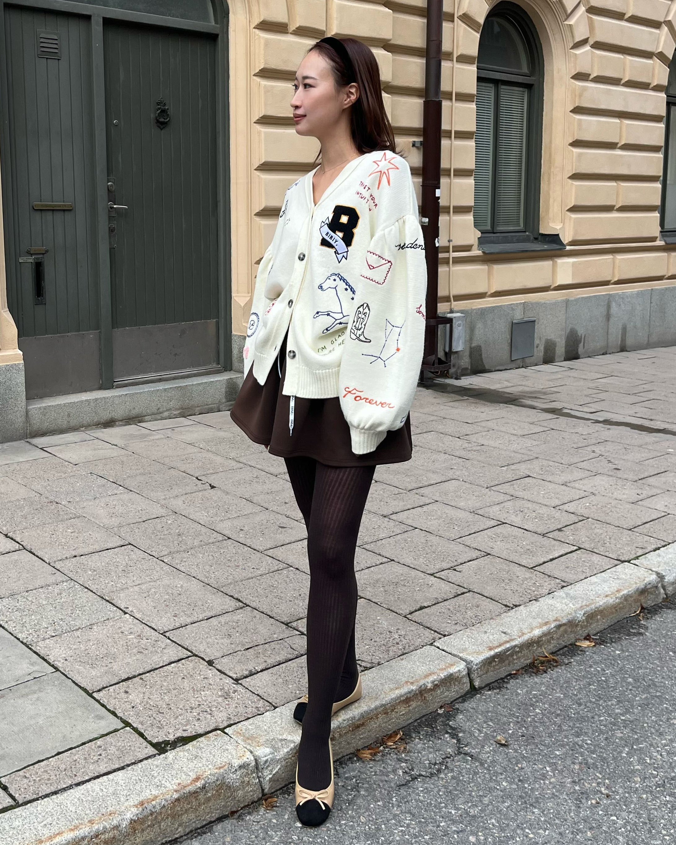 B. UNIVERSE CARDIGAN/167cm/着用サイズF