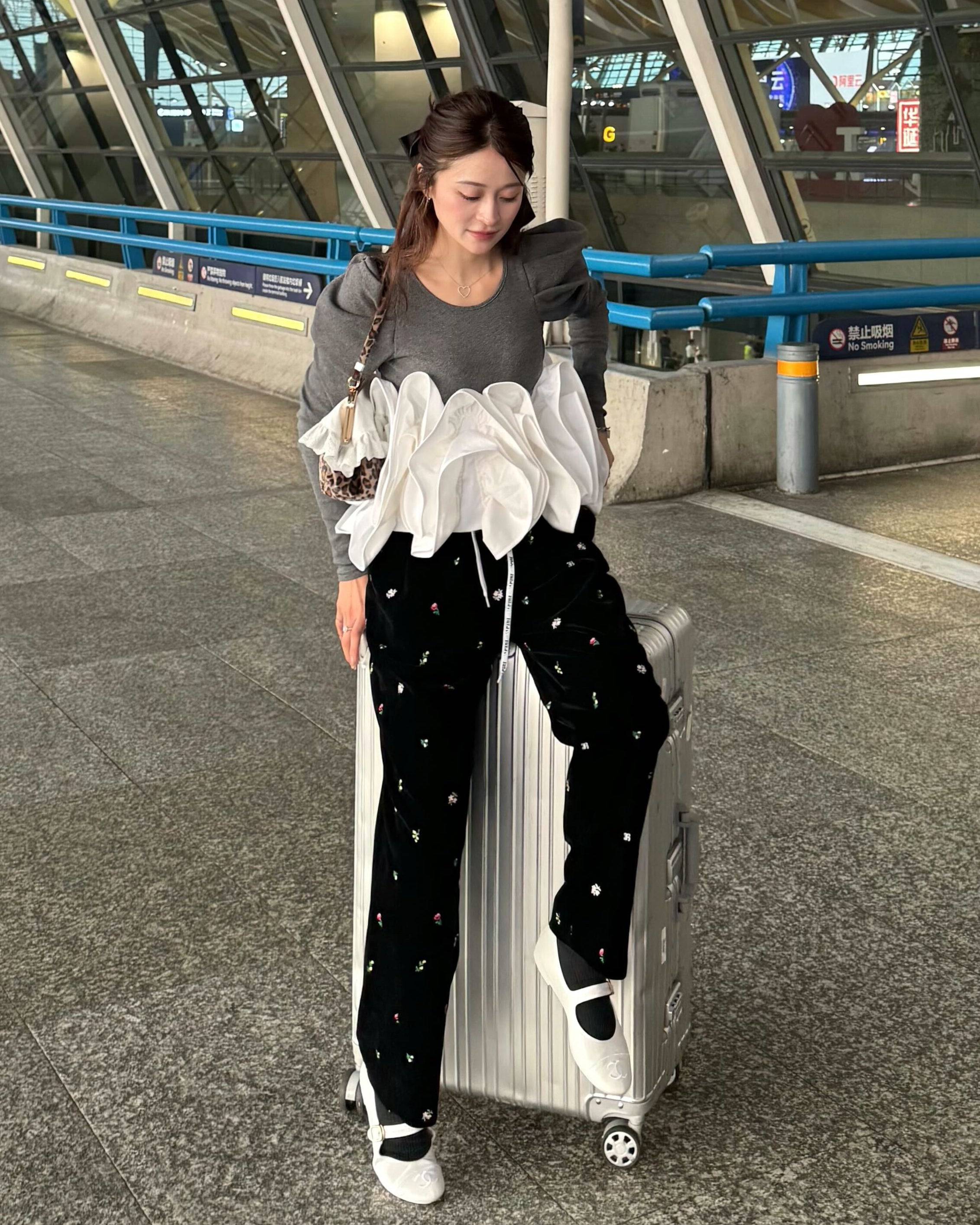 BIBIY. CREME PEPURAMU TOP/158cm/着用サイズF