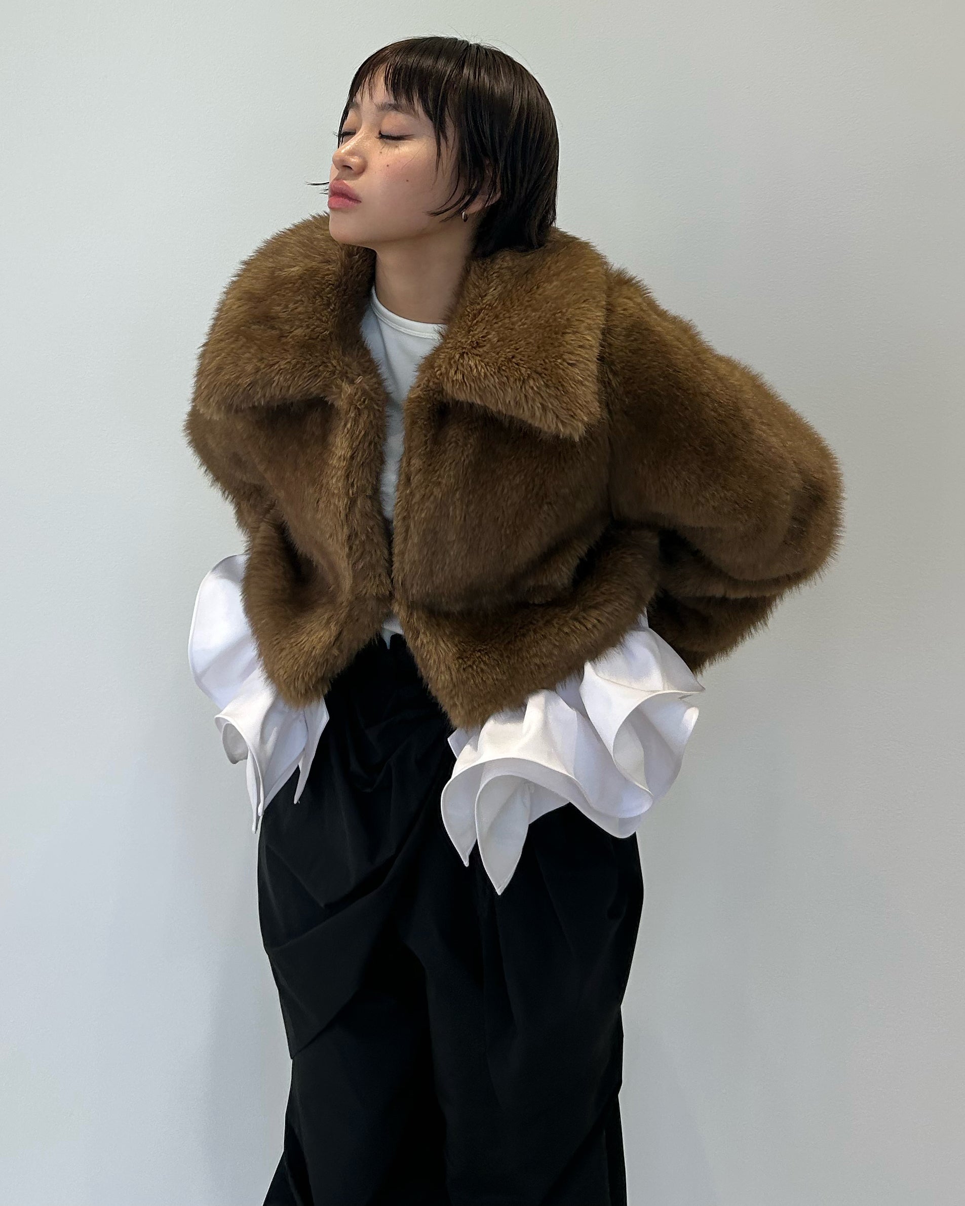 B. CREME PEPURAMU FUR COAT/154cm/着用サイズF