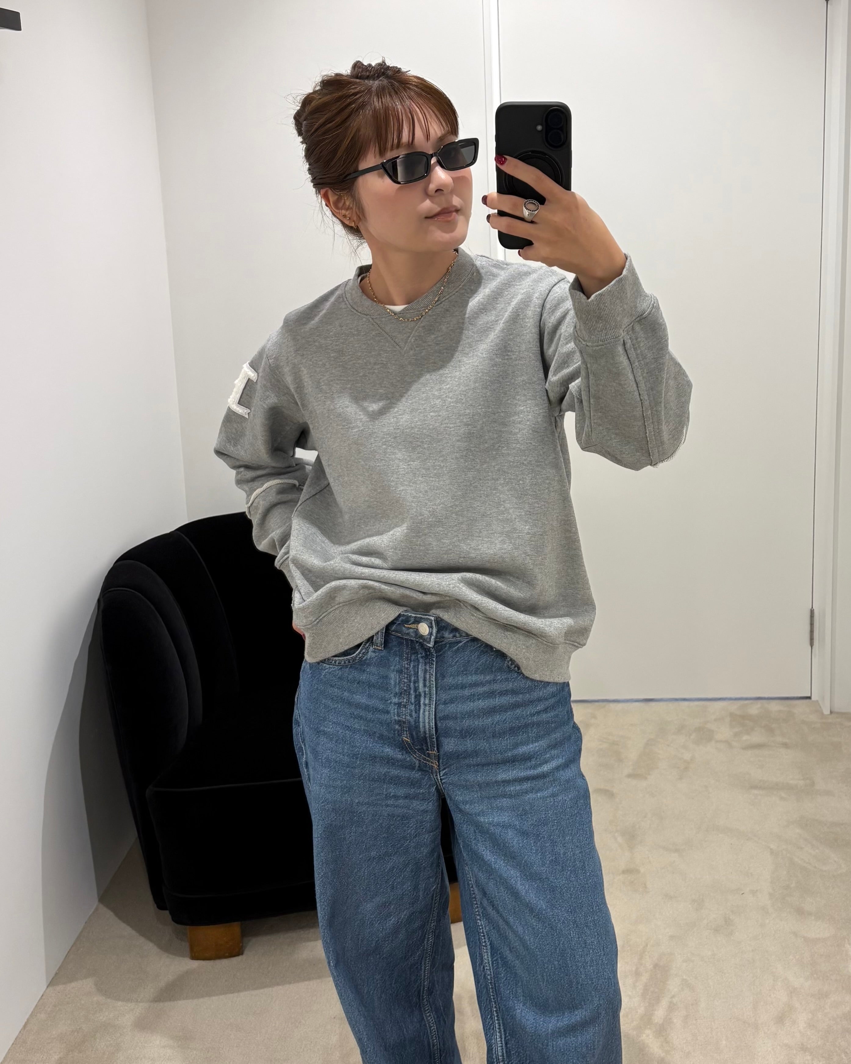 B. STAR SWEATSHIRT/160cm/着用サイズF