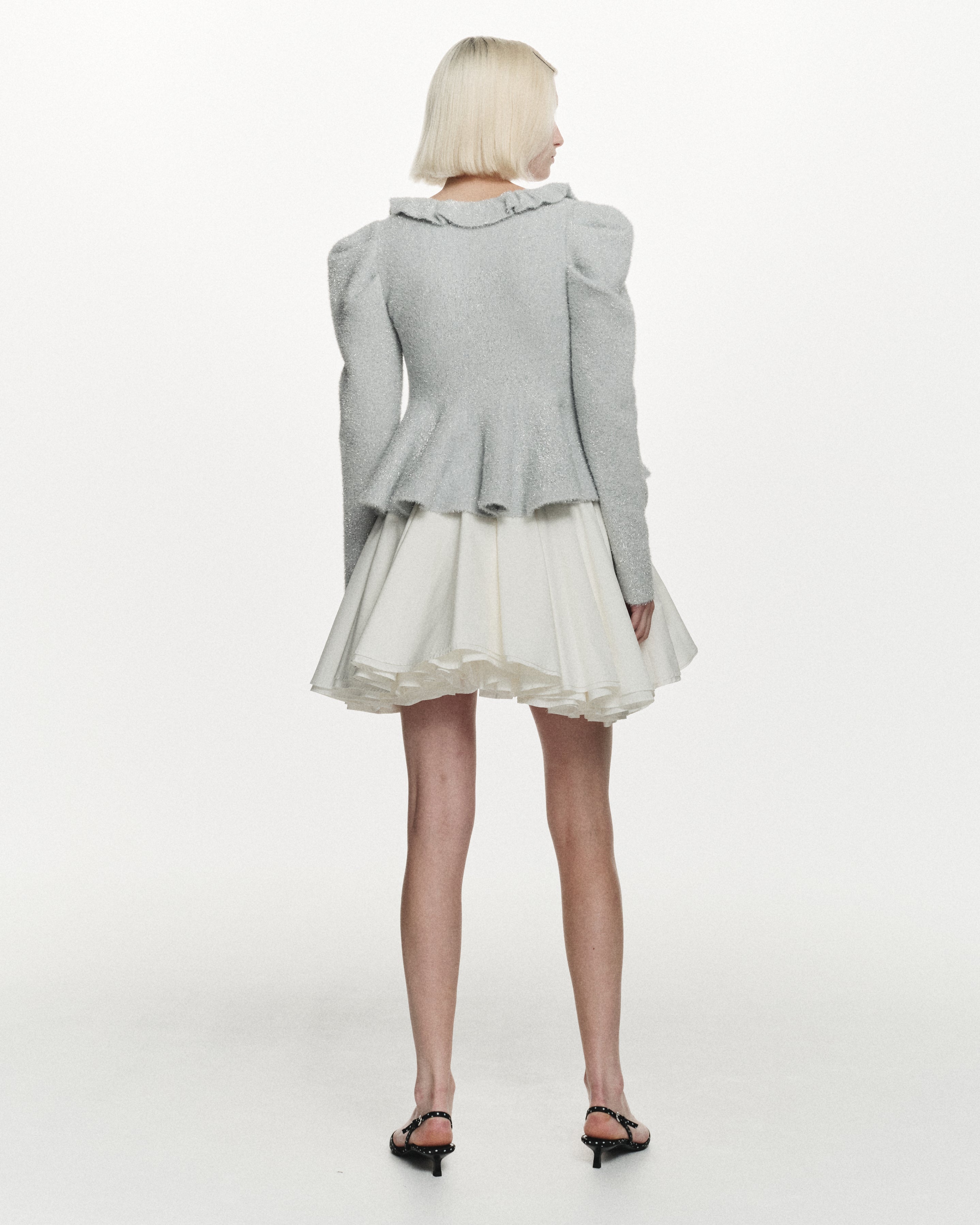 美品　ビビィ　Bibiy　FLORENTINA FRILL KNIT　F　グレー 即日发送 Bibiy FLORENTINA FRILL KNITフリル長袖ニット - メルカリ
