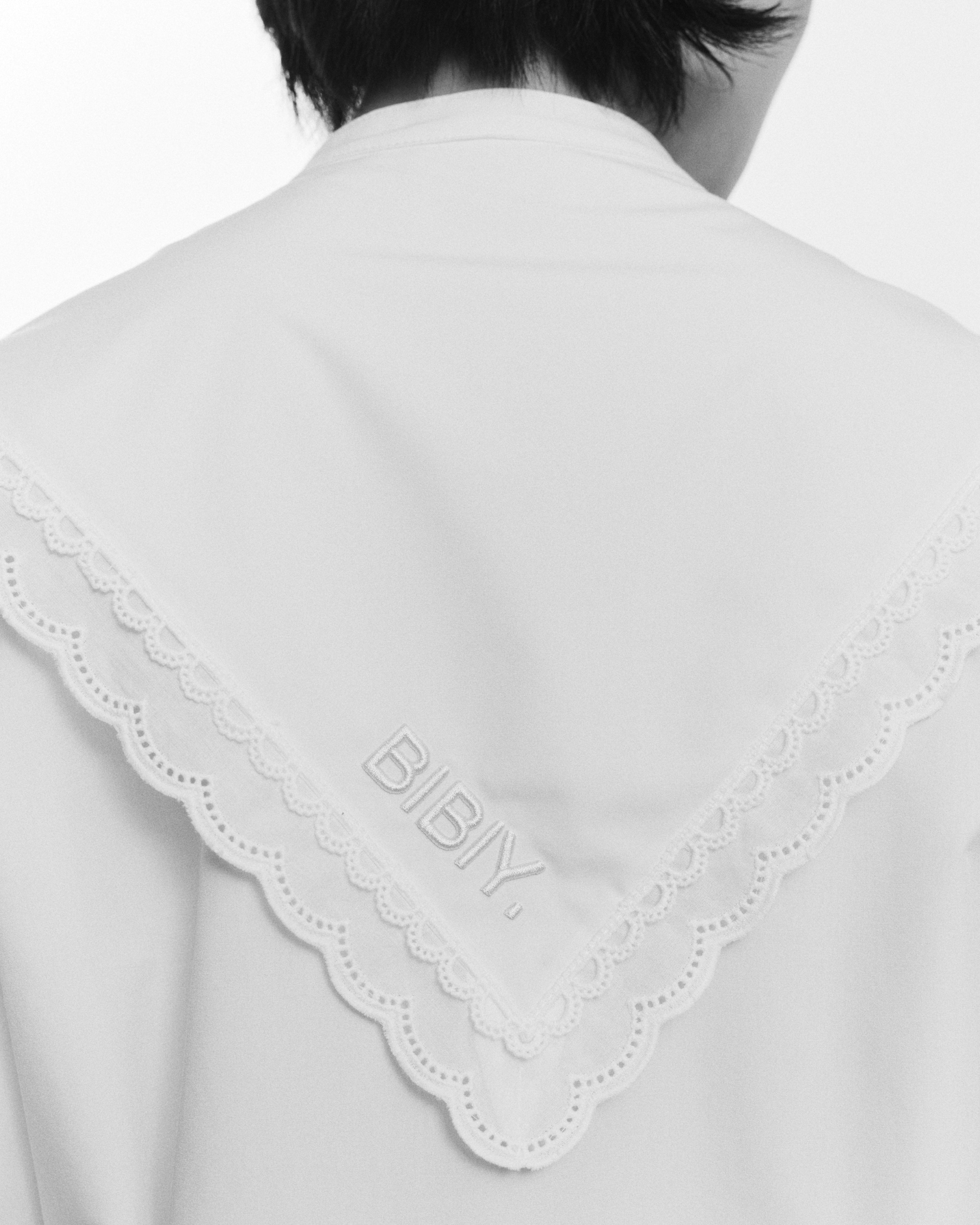 LUCIA COLLAR BLOUSE