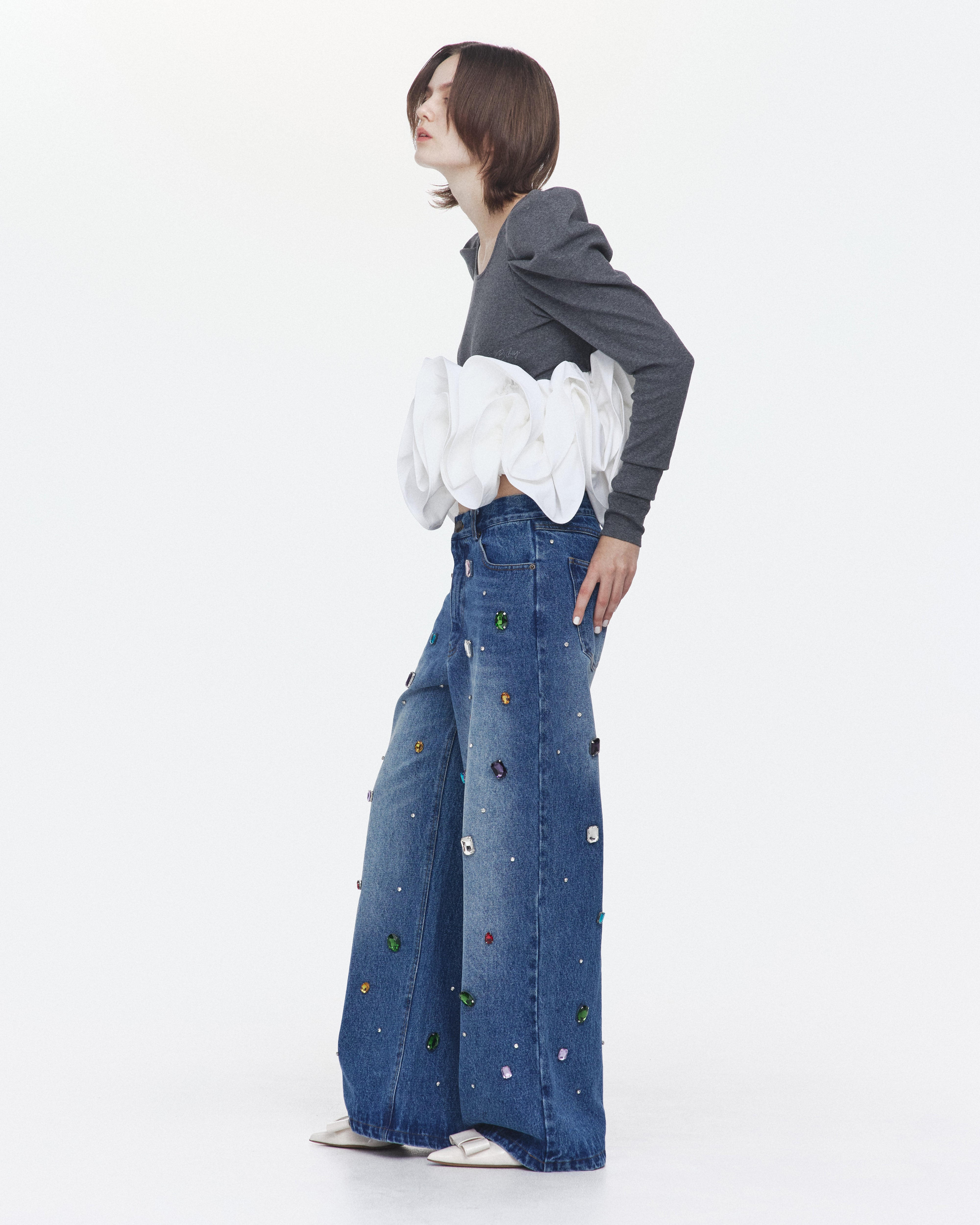 BIBIY. MADE | BIBIY. CREME PEPURAMU TOP DARK GRAY｜Bibiy.