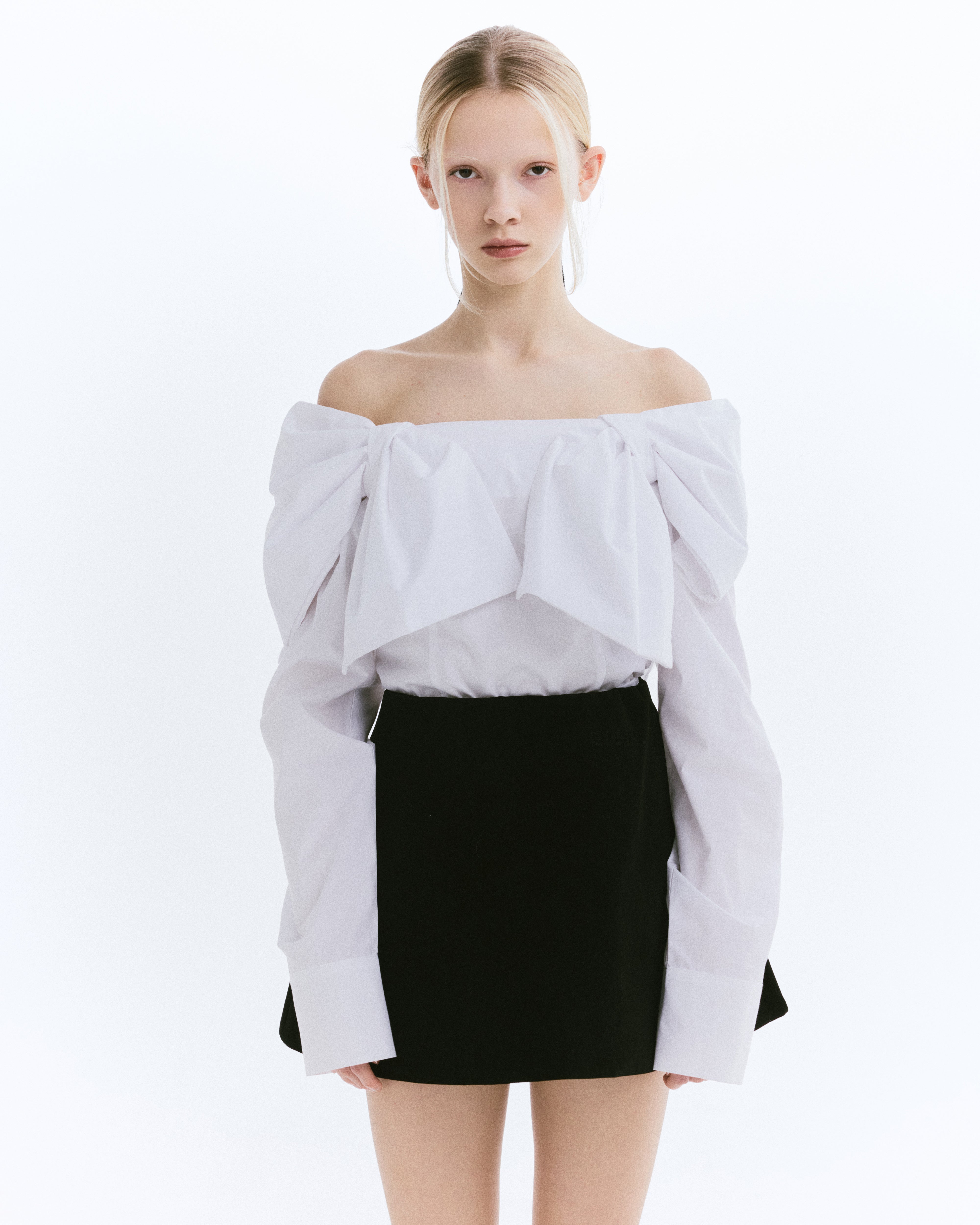 MILA VELOUR SKIRT