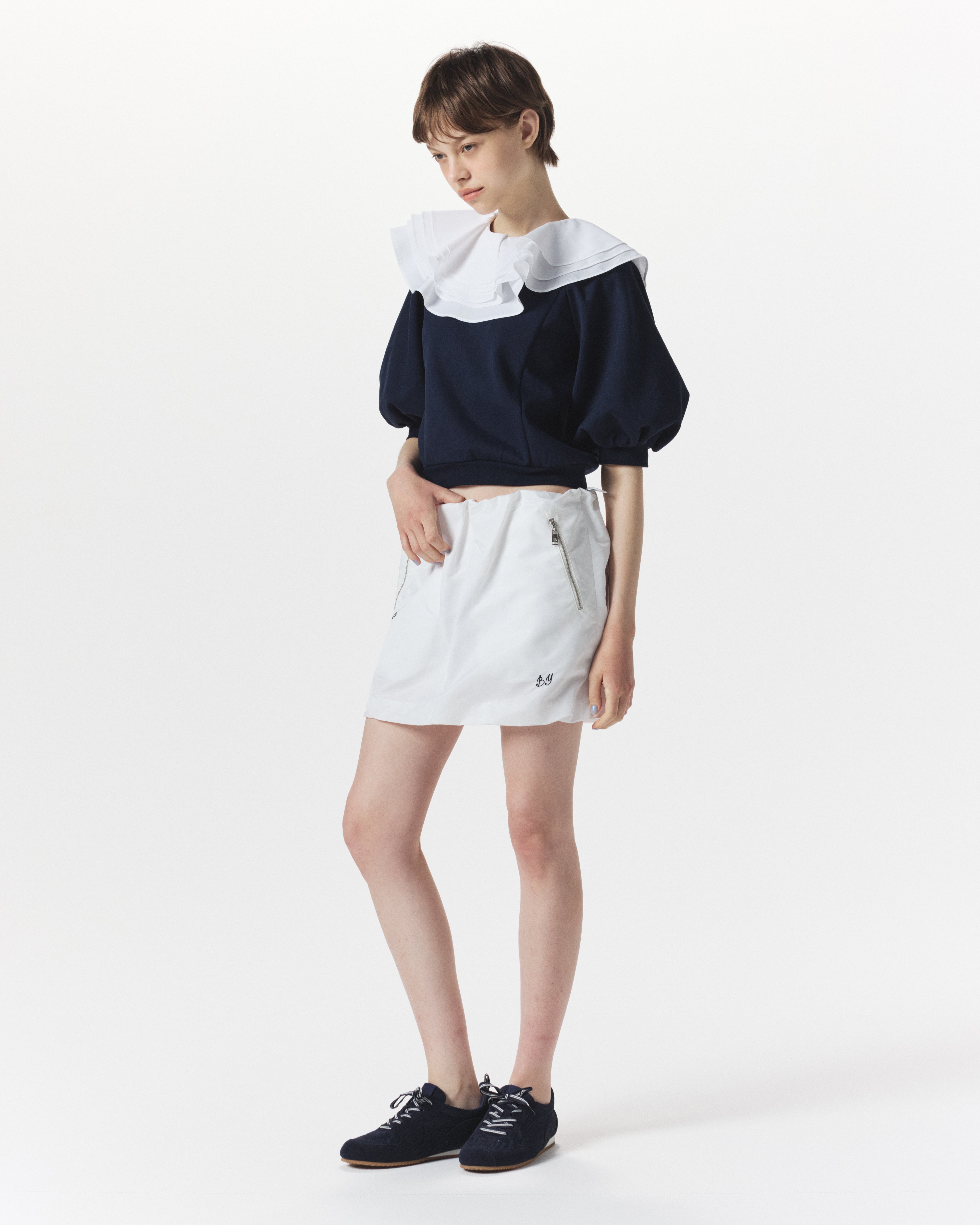 BIBIY. MADE | PEONY COLLAT TOP NAVY｜Bibiy.