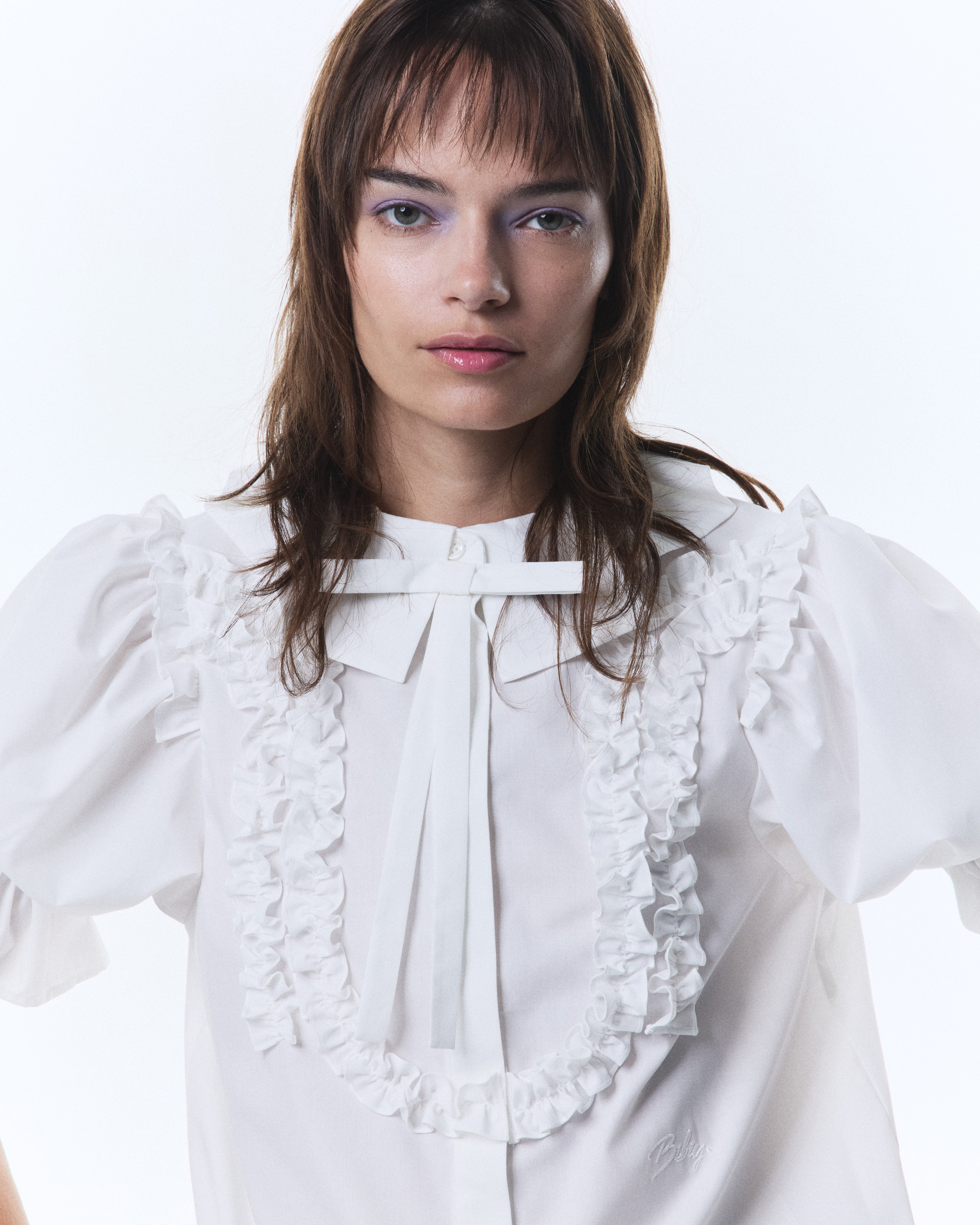 BIBIY. MADE | REBECCA FRILL BLOUSE WHITE｜Bibiy.