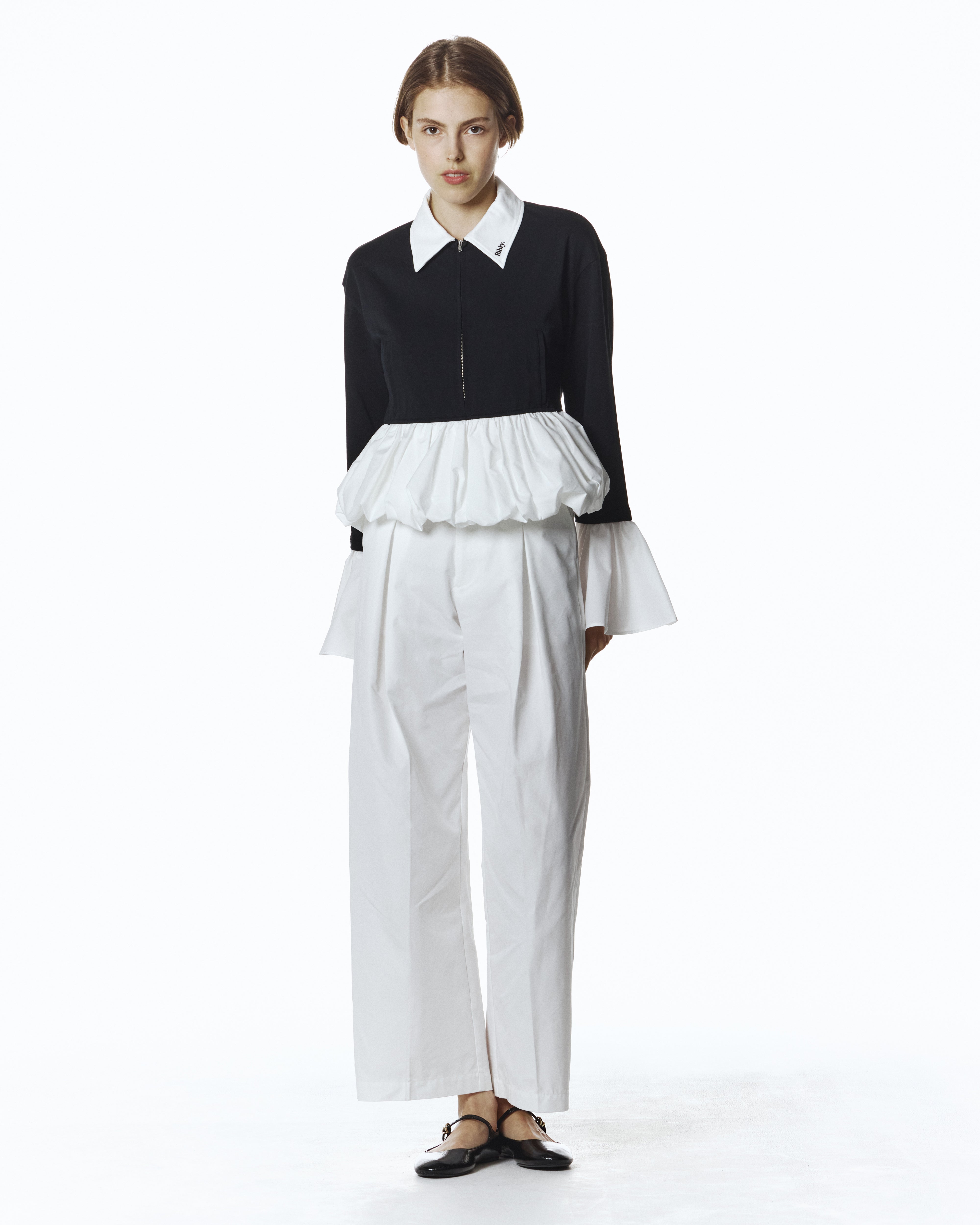 BIBIY. MADE | CARLI BALLOON PEPURAMU TOP BLACK｜Bibiy.