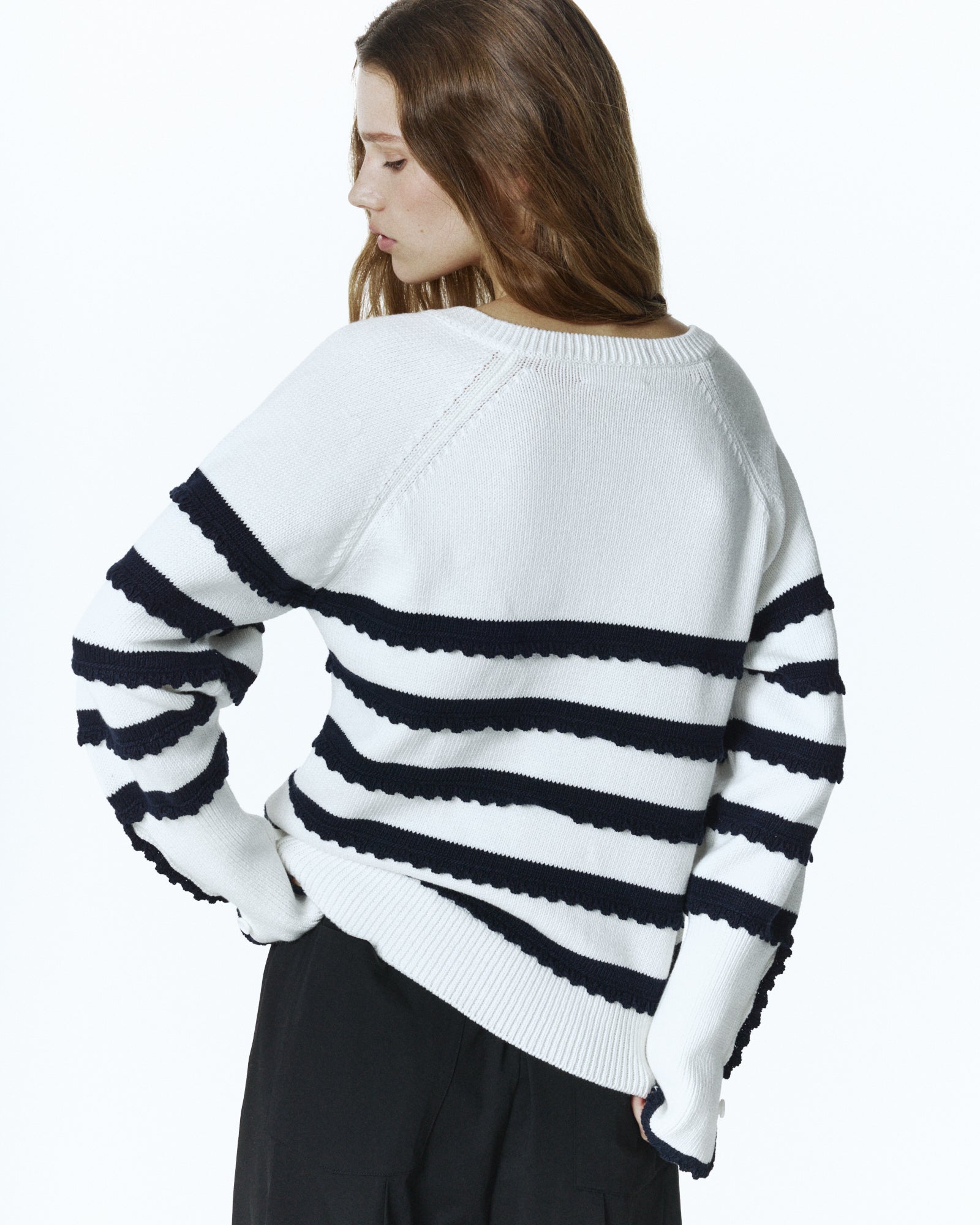BIBIY. MADE | VIENNA RUFFLE KNIT WHITE｜Bibiy.