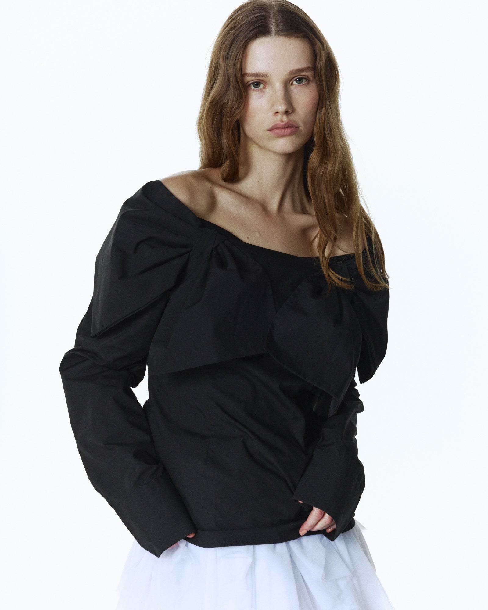 MARGARET TOP