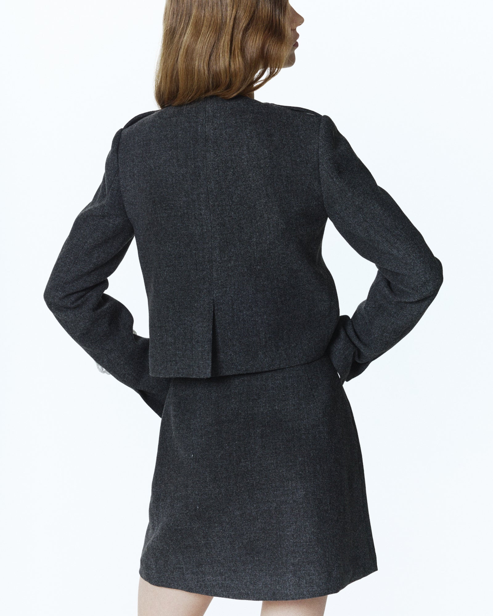 CHEZ BIBIY. JACKET