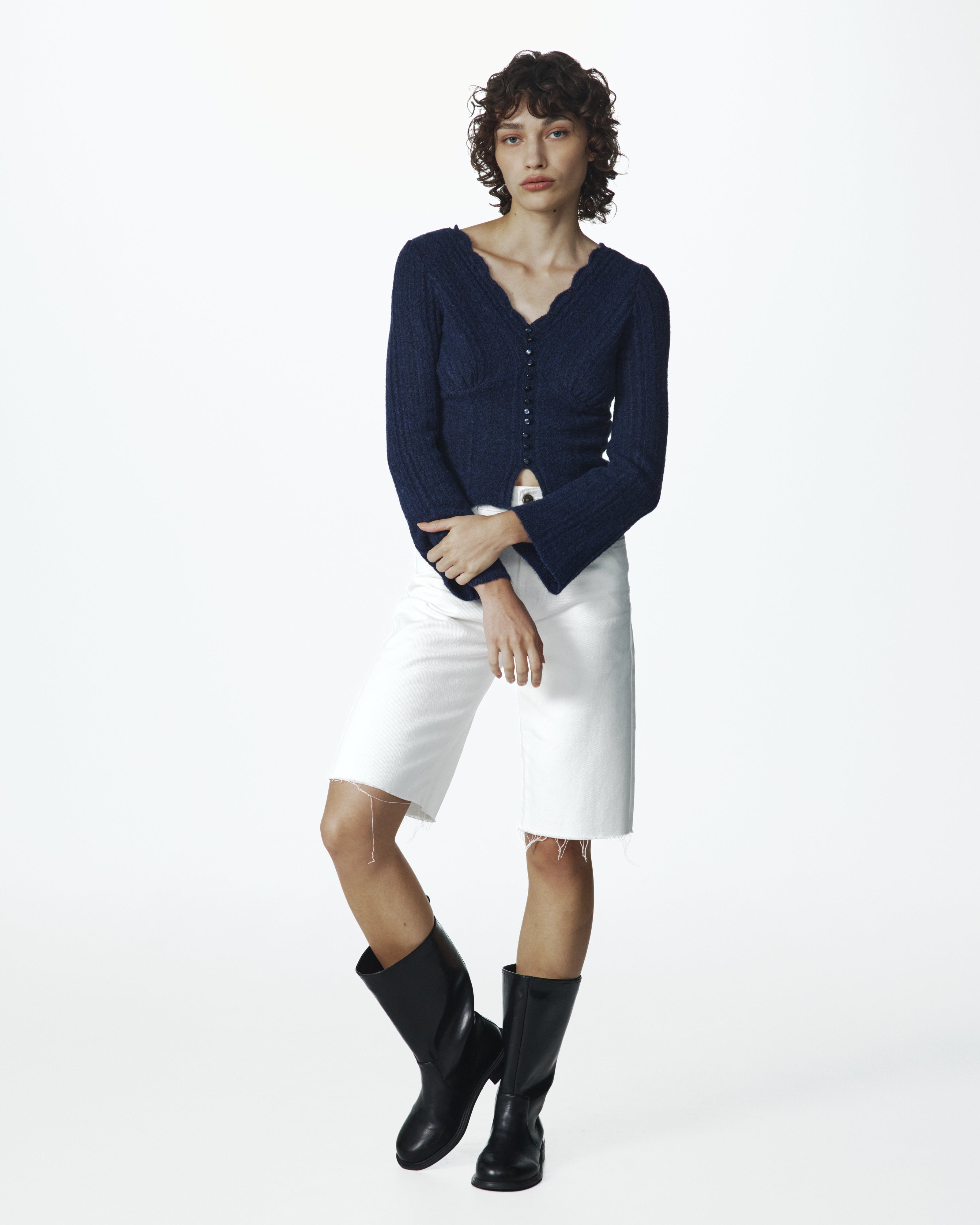 B. STAR DENIM SHORTS