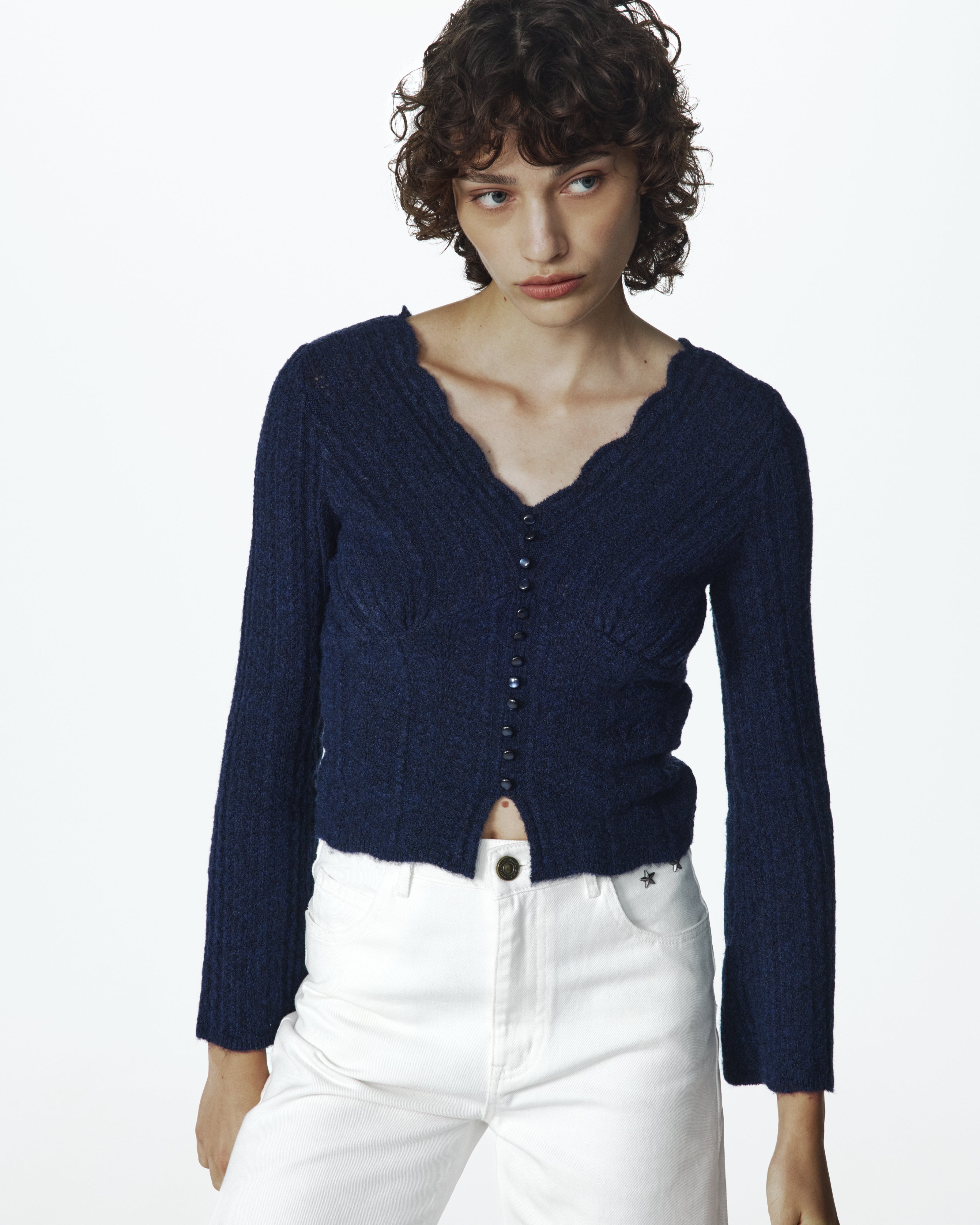 B. STAR DENIM SHORTS