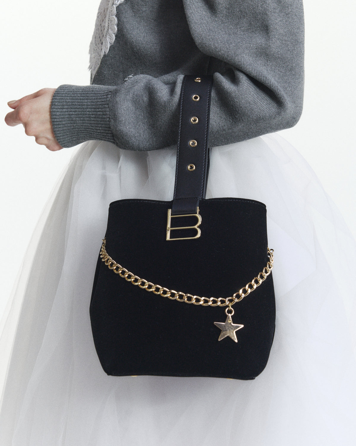 B. STELLA VELOUR BAG