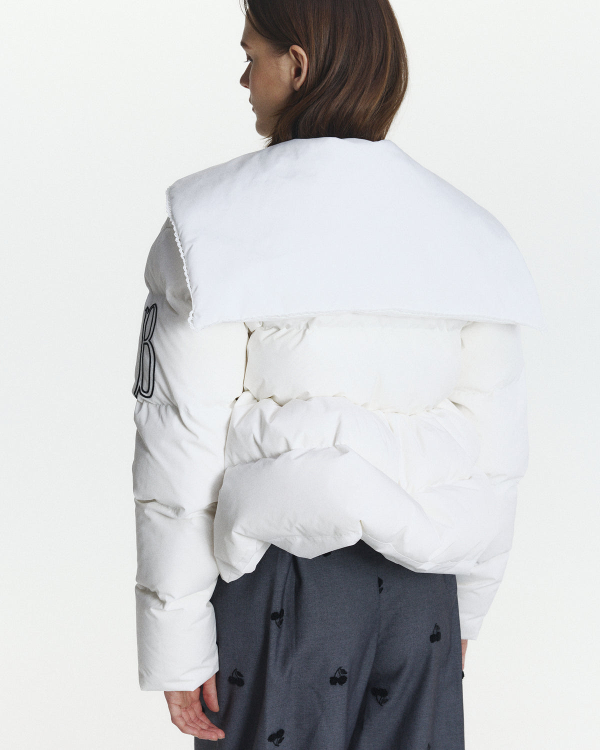 DORA PEPURAMU DOWN JACKET