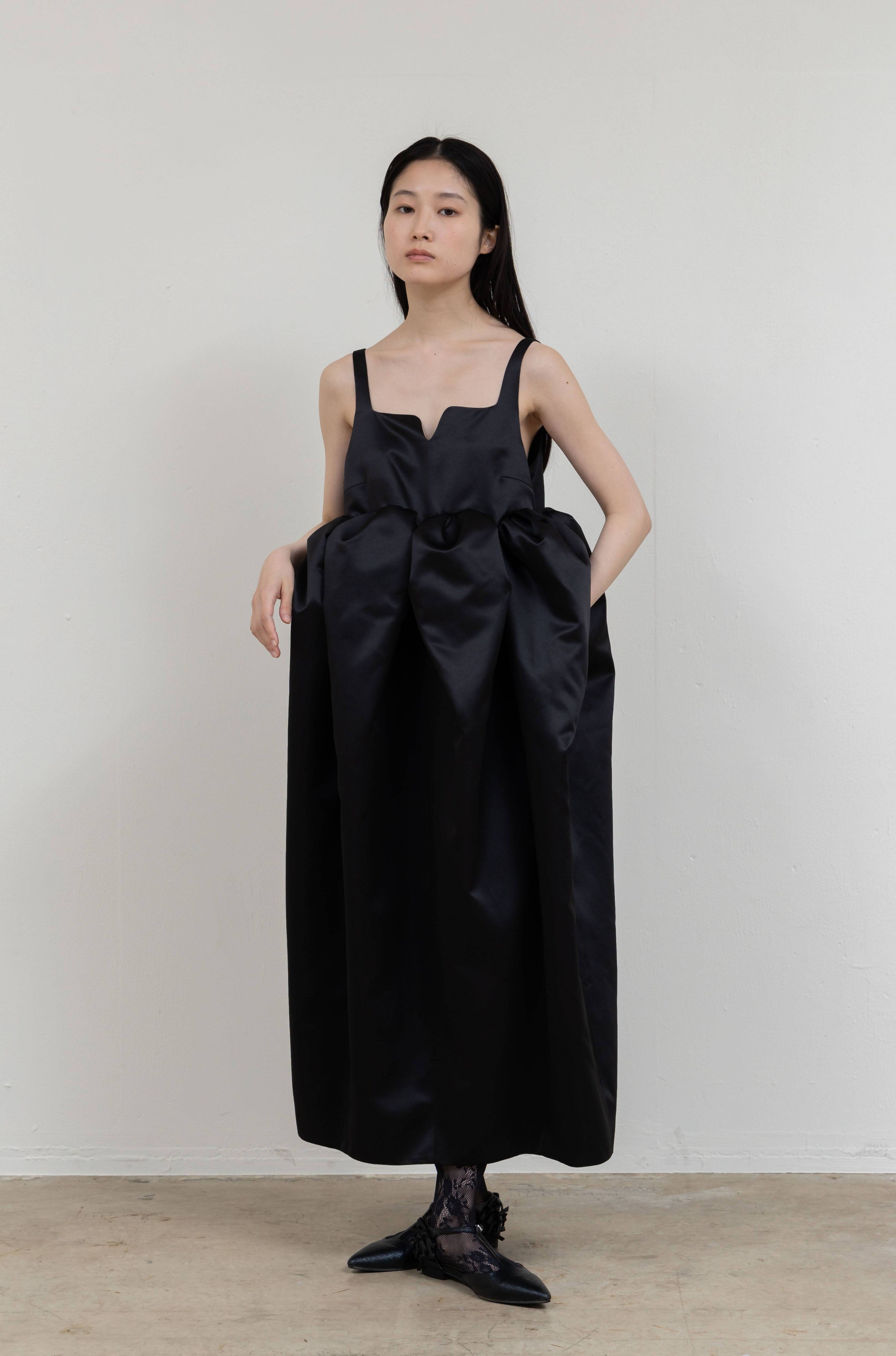 Bibiy BIANCA TOP BLACK チューリップ　国内正規品 bibiy BIANKA TOP チューリップ キャミソール ビアンカ｜Yahoo!フリマ