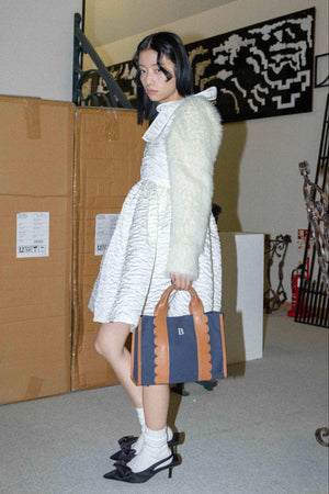 B. CANVAS BAG