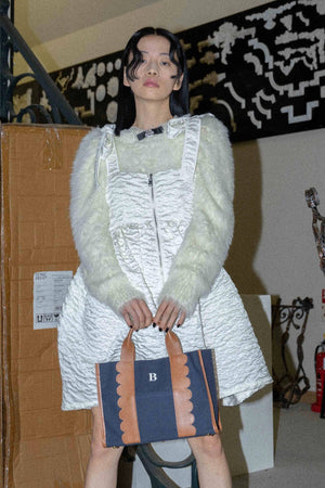 B. CANVAS BAG